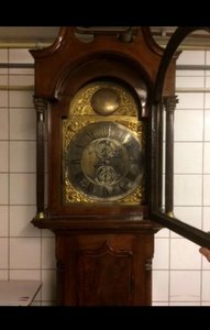 Английские часы 18 века. 230 см.