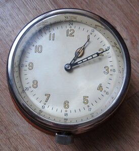 Часы корабельные 1958г