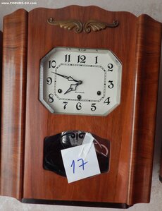 Четвертные Настенные часы  Янтарь.№17.с боем.на ходу.Обслуже